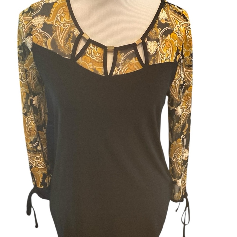 JNS Pullover Top